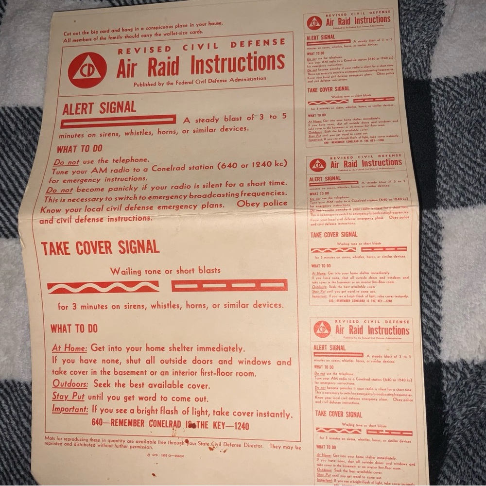 AIR RAID INSTRUCTIONS pamphlet.